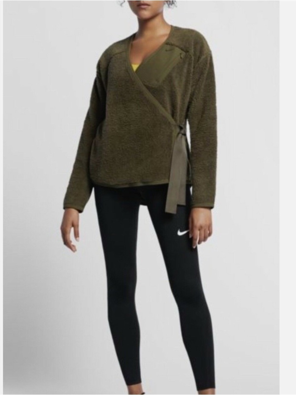 nike sherpa wrap